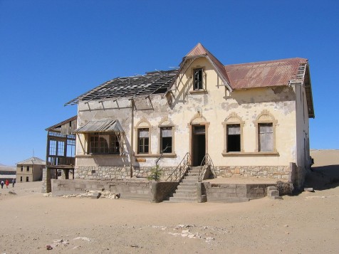 Kolmanskop was once a thriving diamond mine, now is a ghost town ...