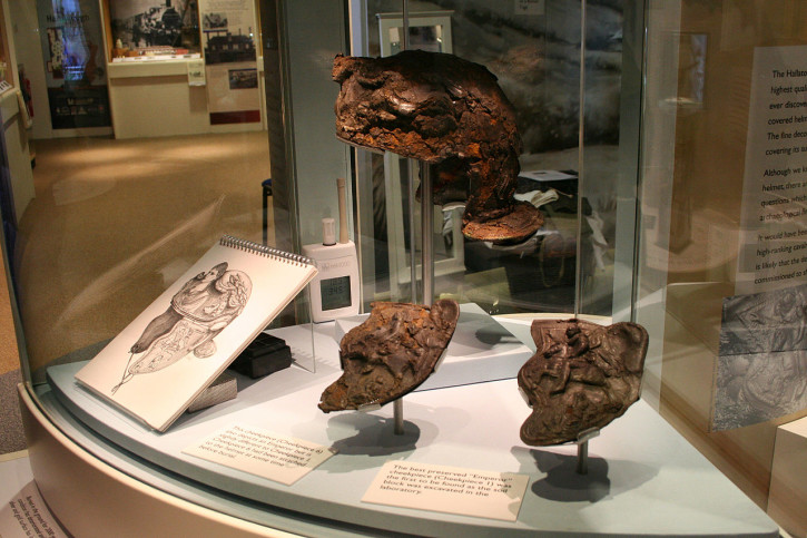 The 2000-year-old Hallaton Helmet is the only Roman helmet ever found ...