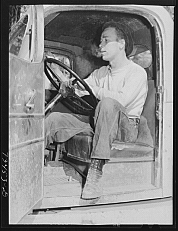 Photos of American truck drivers from the 1930's and 1940's - The ...