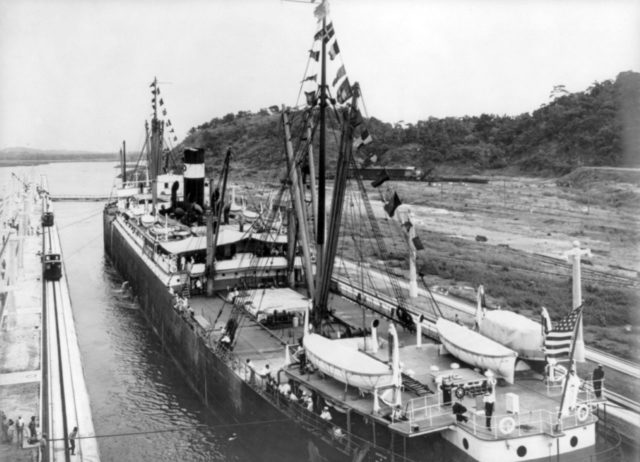 Building A Bridge Between The Seas- These Photos Show The Construction ...