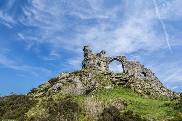 although-it-looks-ancient-mow-cop-castle-was-actually-a-summer-house