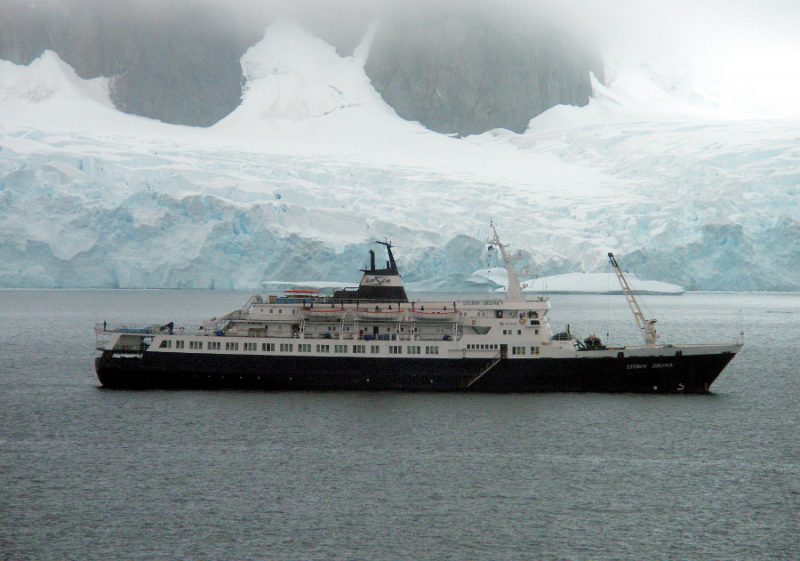 The Abandoned Russian Cruise Ship That S Roaming