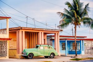 Cuba's Vintage Car Culture In Pictures - The Vintage News