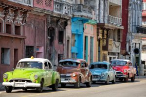 Cuba's vintage car culture in pictures - The Vintage News