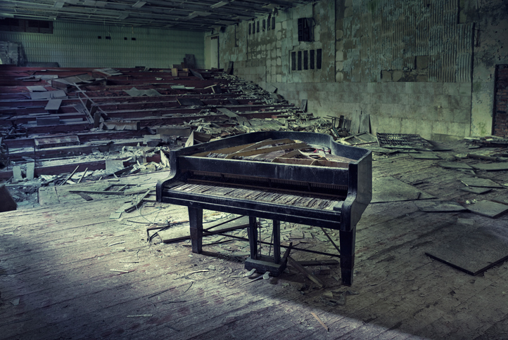 Rare Chernobyl Drone Footage Of The Decayed And Abandoned City - The ...