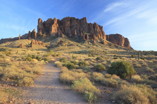 Mysteries Of The Superstition Mountains Is It All About Golden Treasure