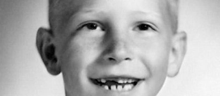 bill gates as a kid with missing teeth