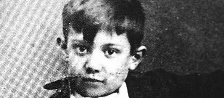 pablo picasso at 10-years-old in a black and white portrait