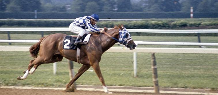 jockey ron turcotte riding secretariat the horse to win the triple crown