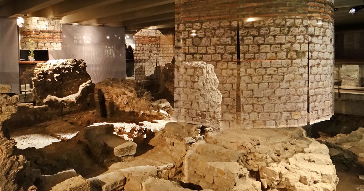 Archaeological Crypt of Notre Dame Cathedral Reopens for First Time