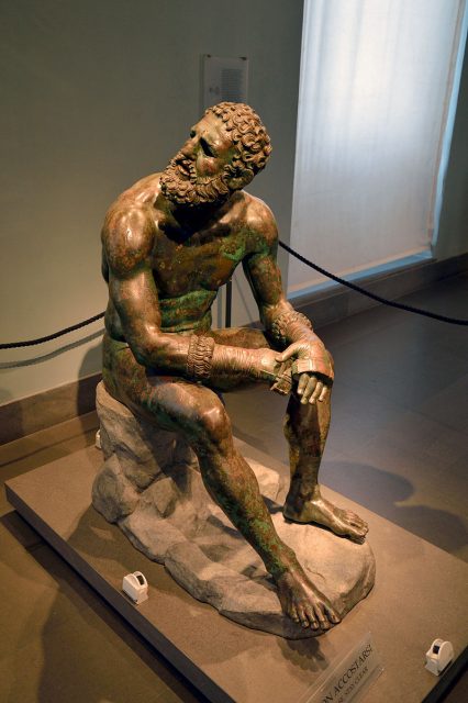 The World's Most Iconic Ancient Bronze Statue - The Vintage News