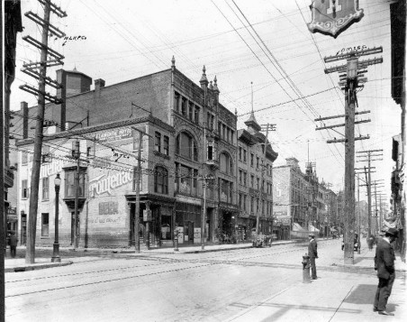 Amazing vintage photographs of Montreal from between the 1910s and 1920s