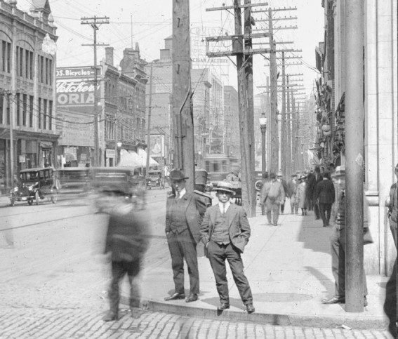 Amazing vintage photographs of Montreal from between the 1910s and 1920s