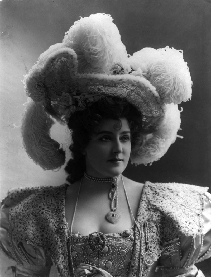 Lillian Russell-the first modern female celebrity in America and ...