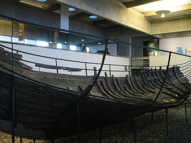 A special gift from the past – five Viking ships have been lifted out ...