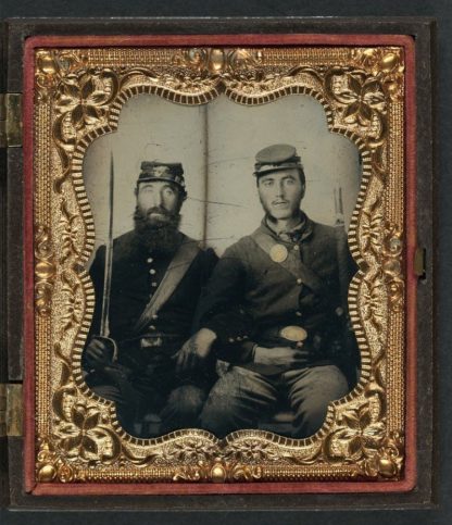 Sad photos of friends & brothers that were captured during the American ...