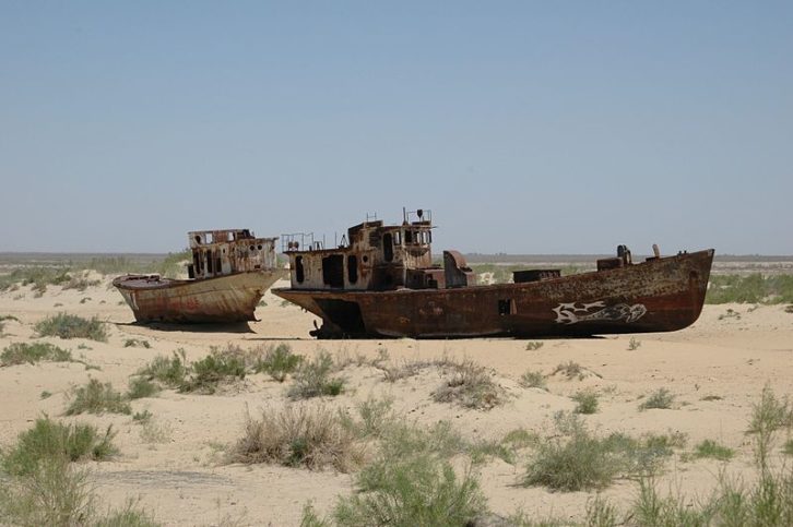 Back in the 1960s, Uzbekistan’s city Moynaq has turned into a graveyard ...