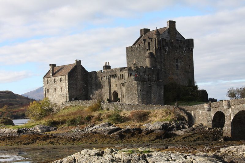 The gorgeous Castle of Eilean Donan- the most photographed monument in ...