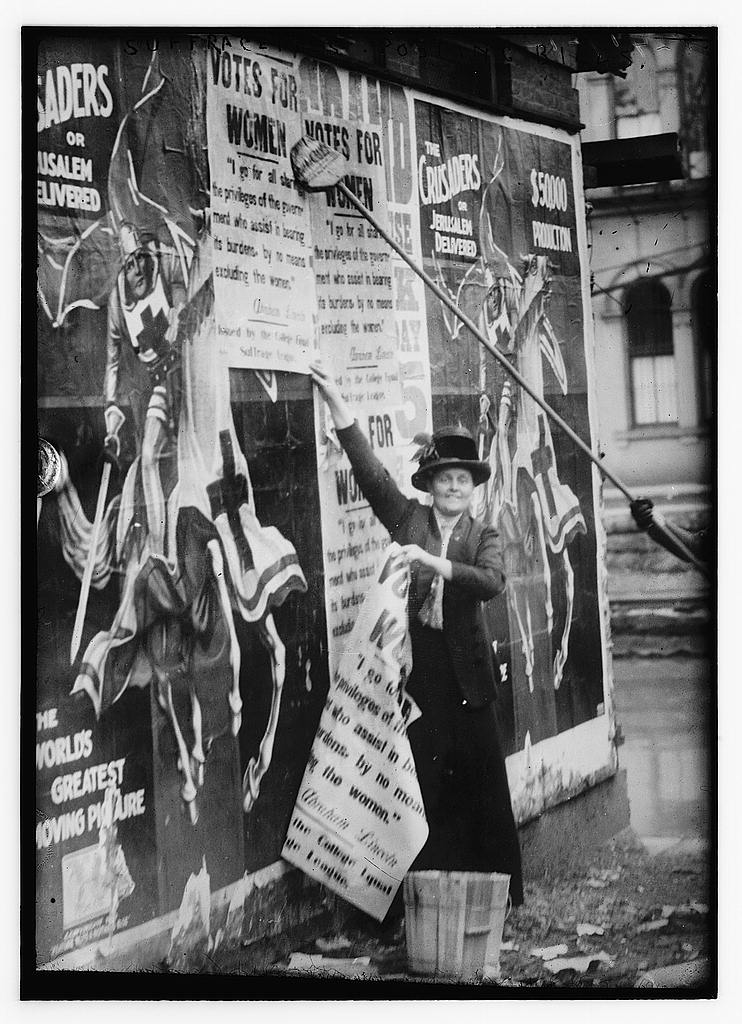 Marching For A Vote: Photos Show Suffragettes On Suffrage Parade In ...