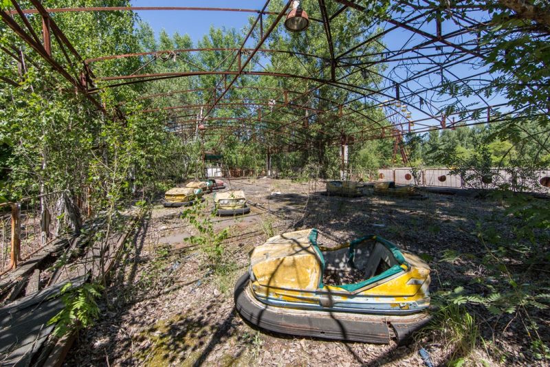 French photographer captures dilapidated places reclaimed by nature ...