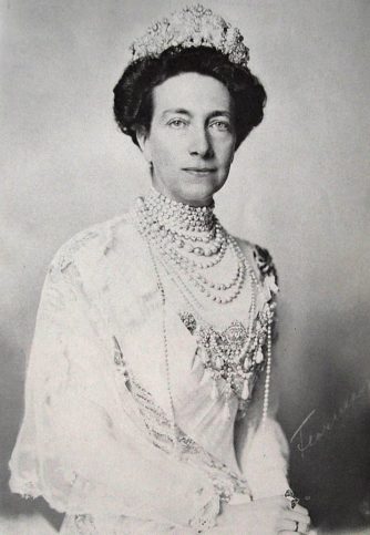 The Duchess of Baden's $1,3M diamond tiara has been stolen from a ...