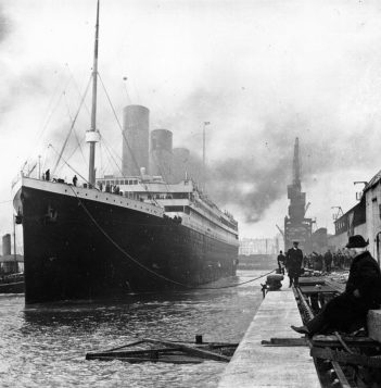 Millvina Dean, last survivor of the Titanic, was forced to sell her ...