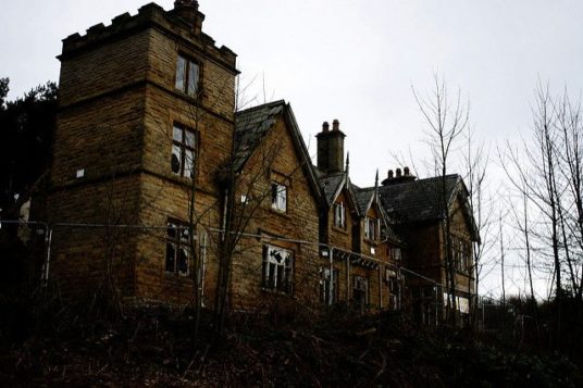 Thornseat Lodge, manor for Victorian steel family, now home only to the ...