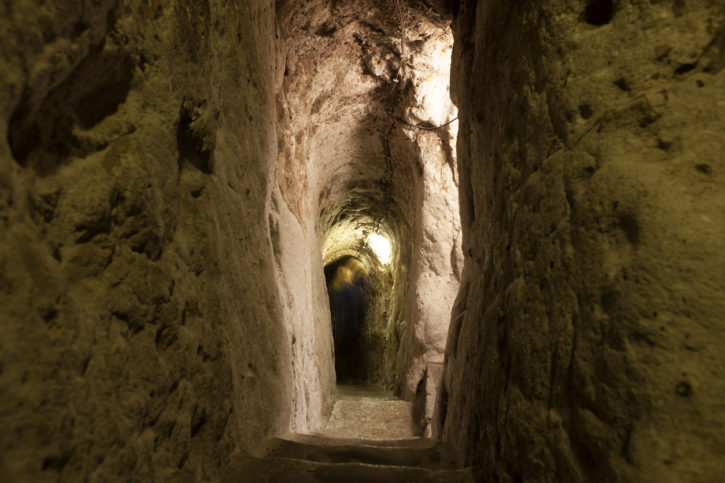 Derinkuyu- the ancient underground city was discovered beneath a house ...