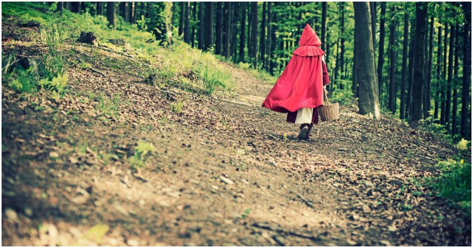 The Early, Folk Versions Of Little Red Riding Hood Are Horrifying 