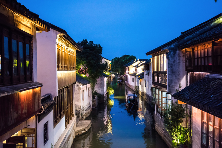 The Venice Of The East: Zhouzhuang Is China’s 900-year-old Water Town ...