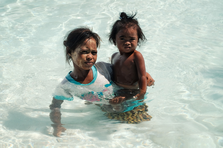 The Unique Bajau People - Nomads who Live Permanently at Sea | The ...