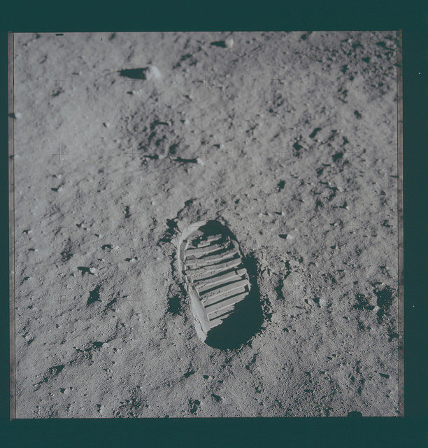 first-human-footprint-on-the-moon.jpg