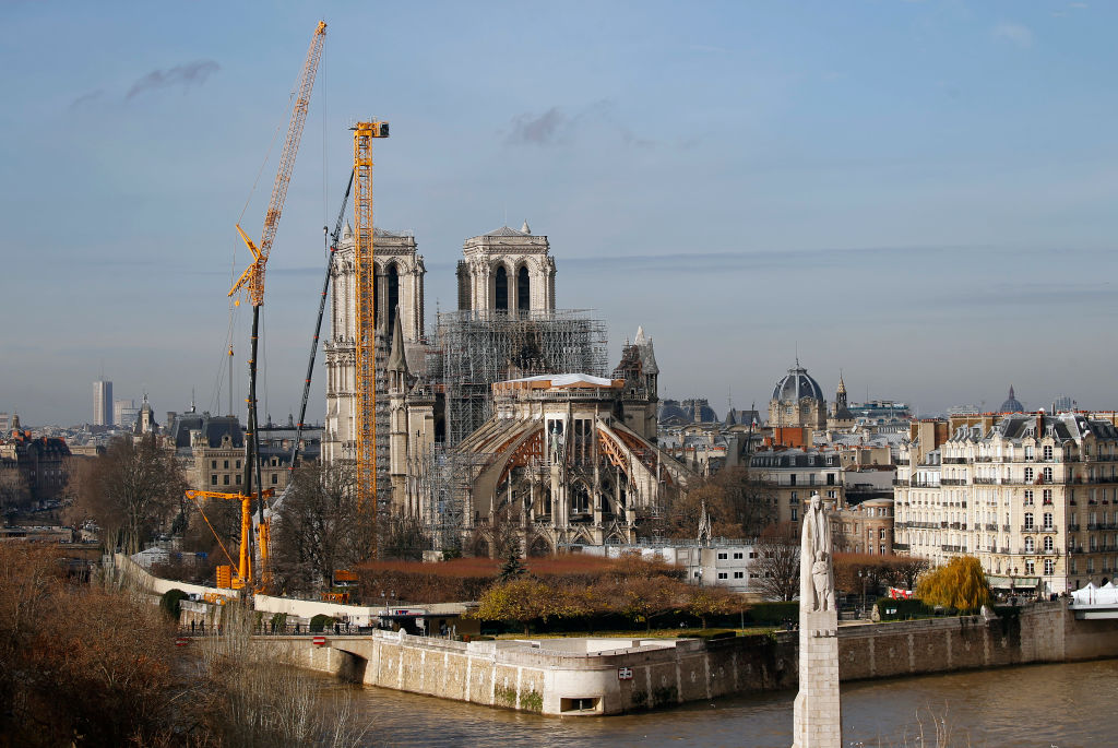 Two Men Arrested for Looting at Notre Dame Cathedral | The Vintage News