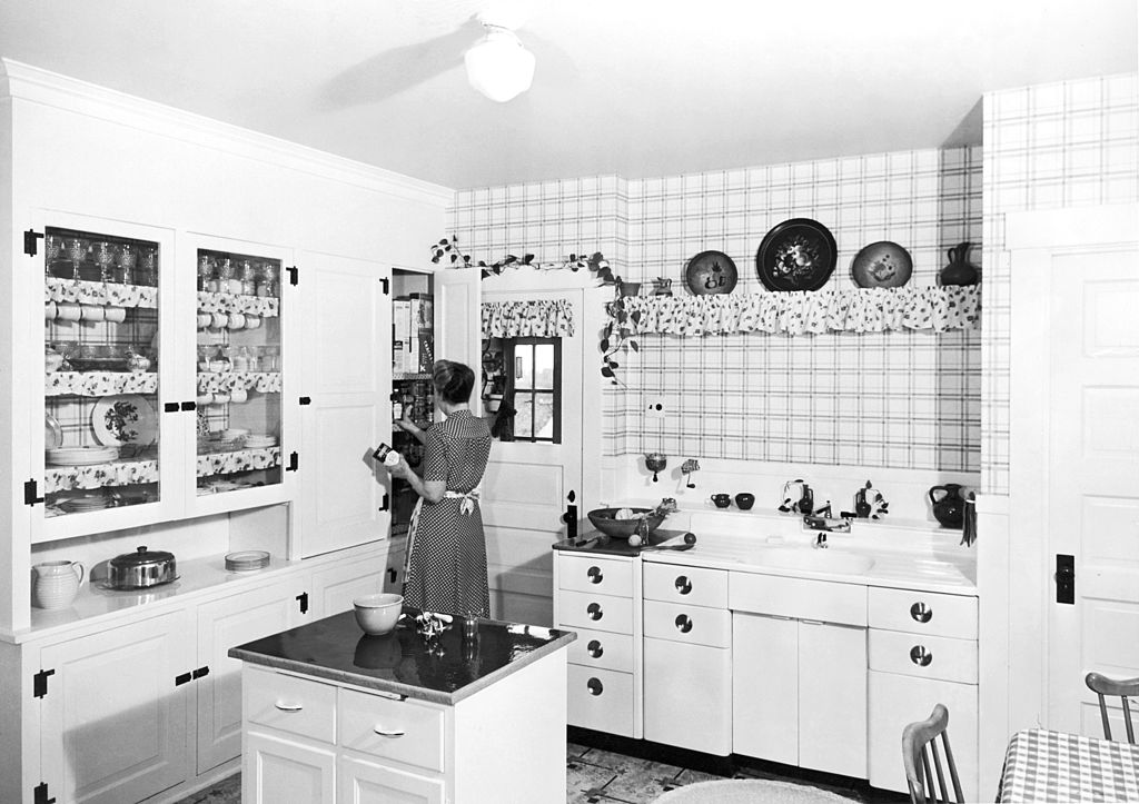 In Photos How Kitchens Changed Throughout The 20th Century The   Kitchen 1946 