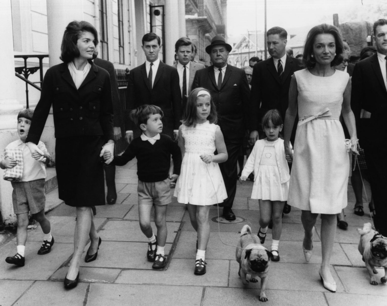 From Sisters To Enemies? The Feud That Left Lee Radziwill Out Of Jackie ...