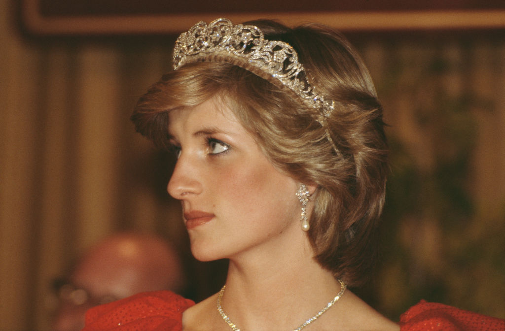 New Exhibition to Display Princess Diana's Iconic Wedding Tiara | The ...