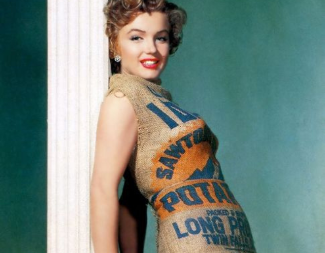 Marilyn Monroe's Potato Sack Dress Was the Perfect Response to a Catty  Columnist