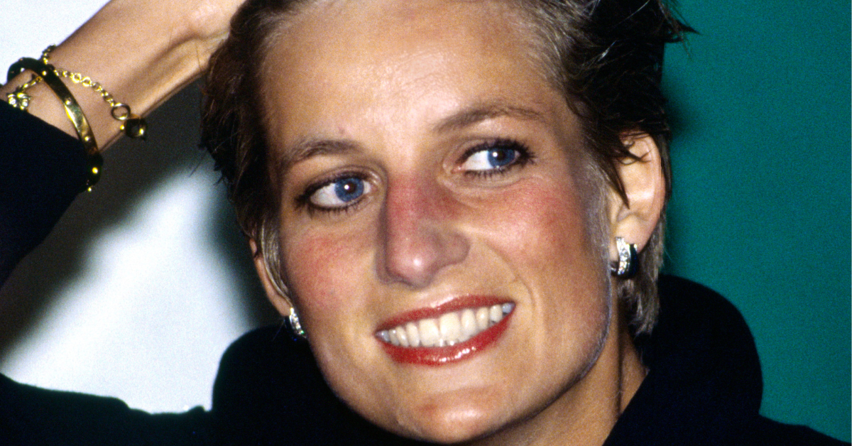 The Story Behind That Famous Picture Of Princess Diana With Wet Hair