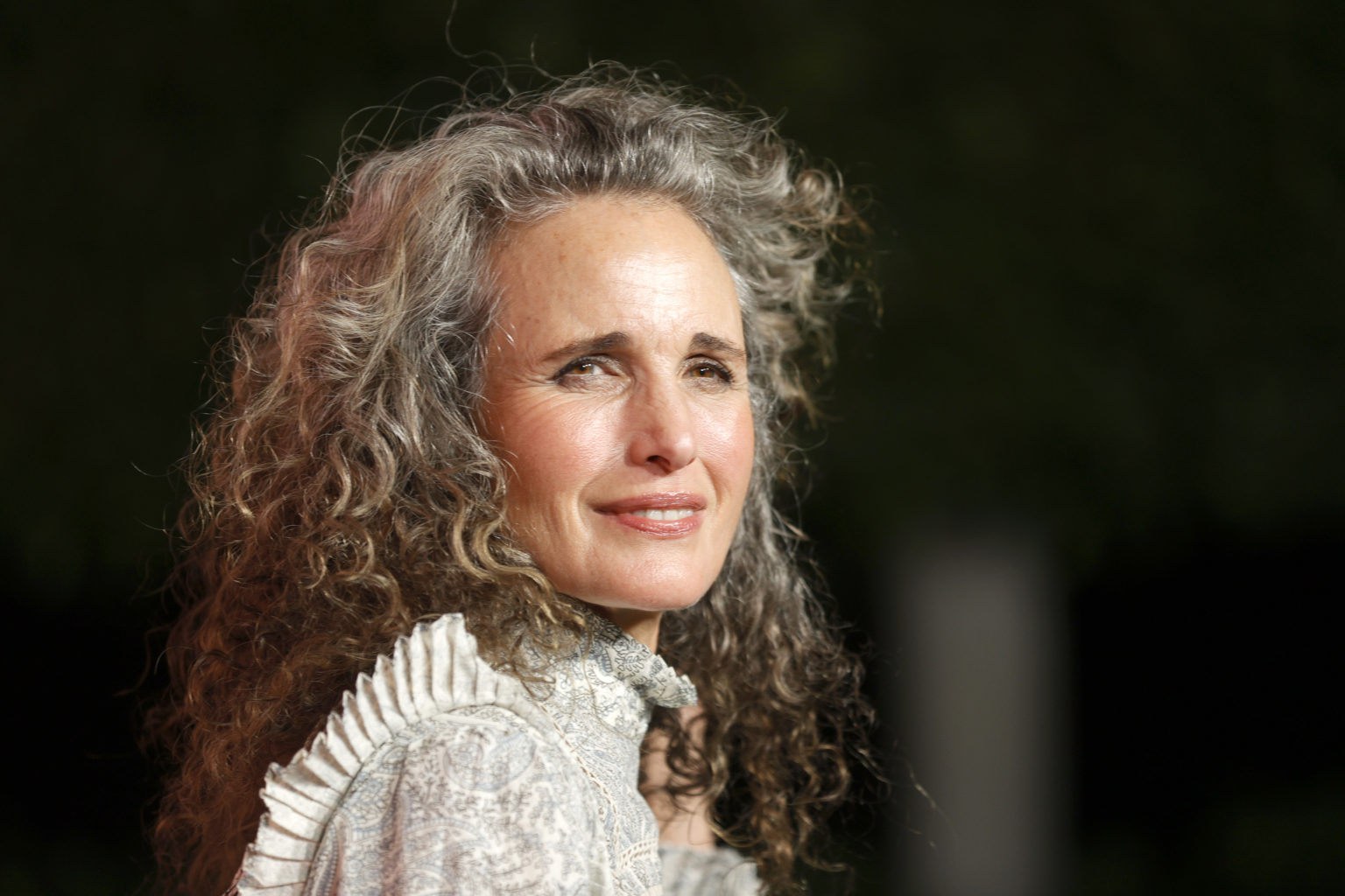 Andie MacDowell Calls Out Hollywood Beauty Standards: 'I'm Too Old to ...