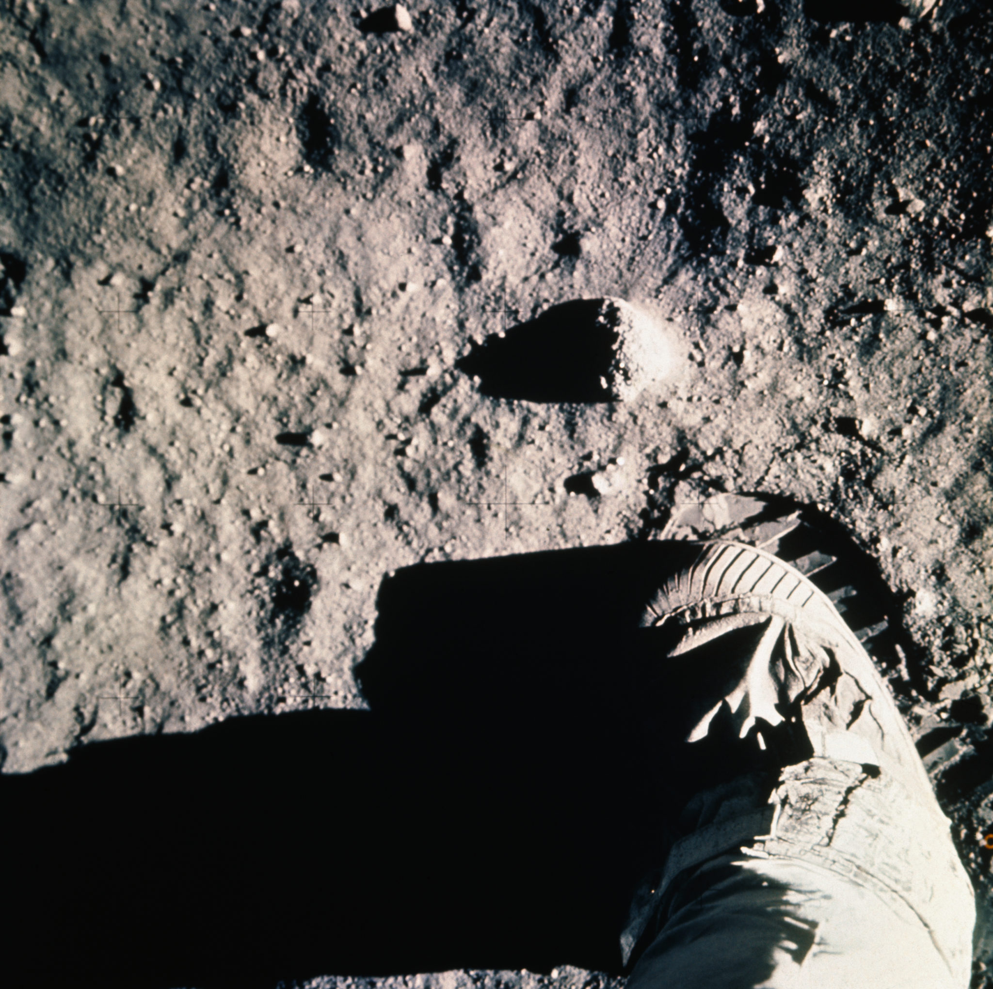 5 Little-Known Facts About The Apollo 11 Moon Landing | The Vintage News