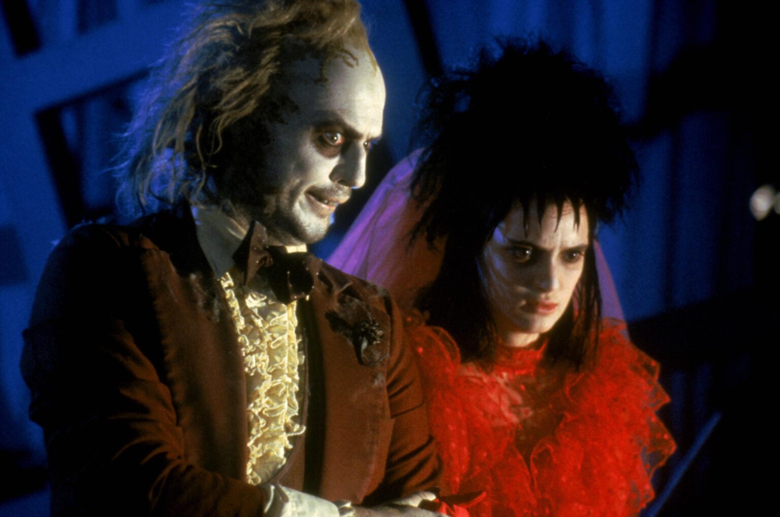 Tim Burton Says Michael Keaton Transformed “Like He Was Possessed by a ...