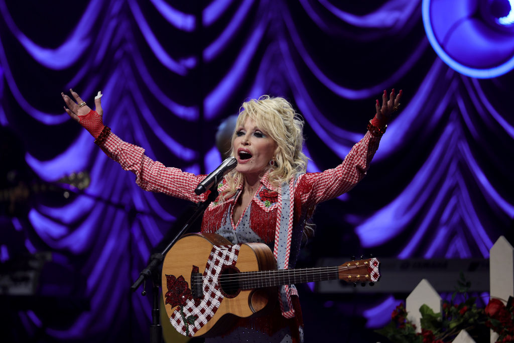 Meet the 11 Siblings of Country Music Legend Dolly Parton