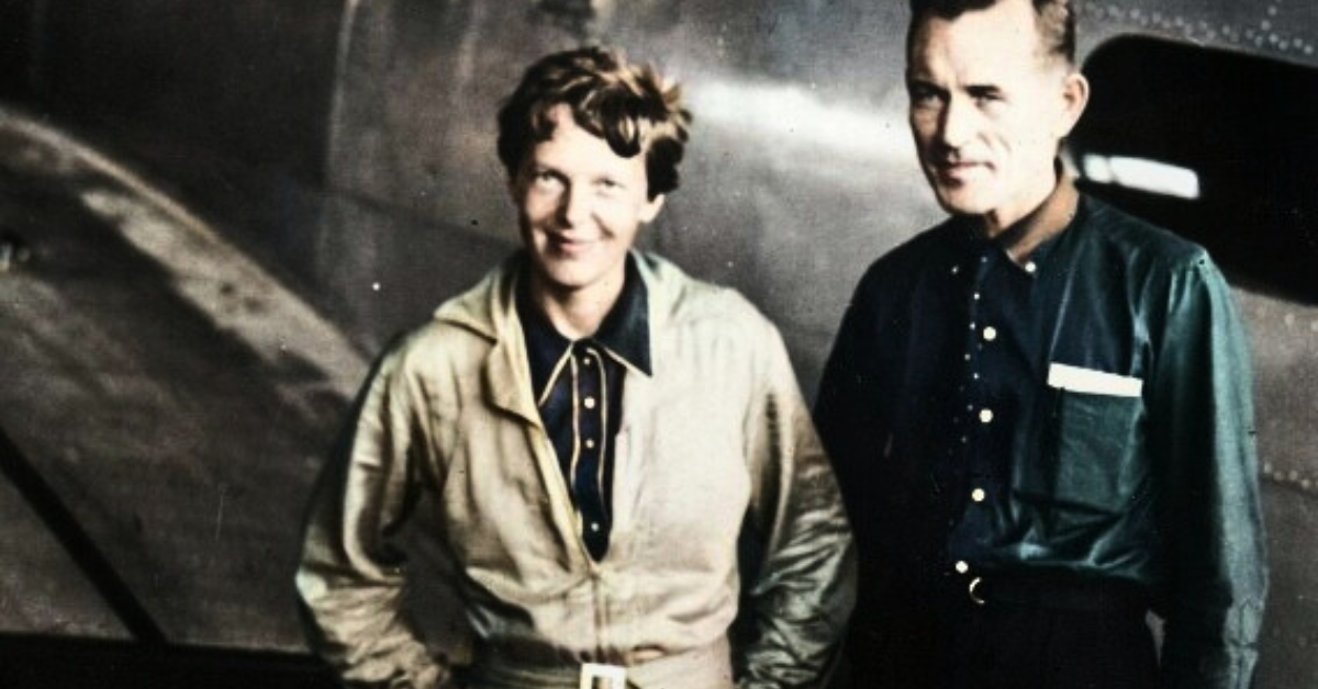Does This Underwater Photo Prove That Amelia Earhart Has Finally Been