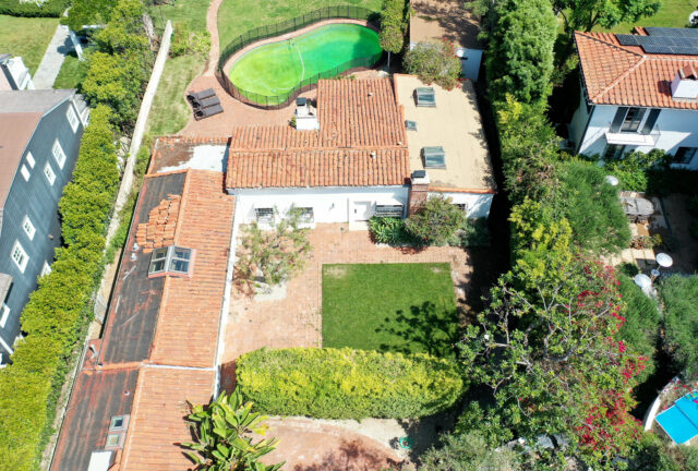Aerial view of Marilyn Monroe's Brentwood house.