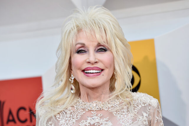 Headshot of Dolly Parton.