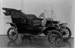 A Ford Model T car.