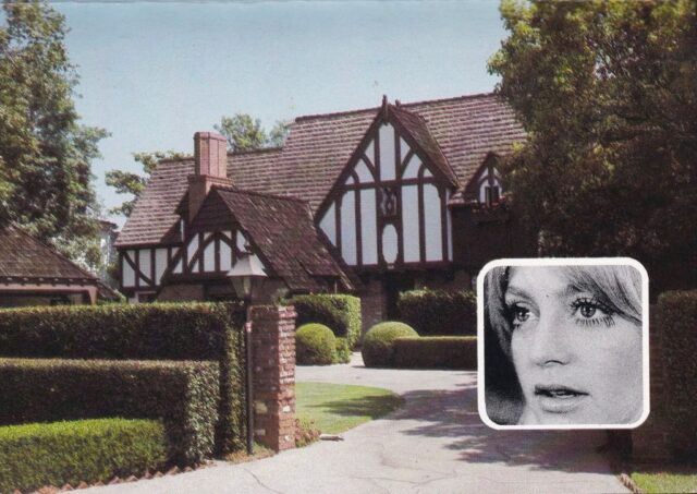 Postcard featuring a photograph of Goldie Hawn's mansion, with a portrait of her in the bottom right corner