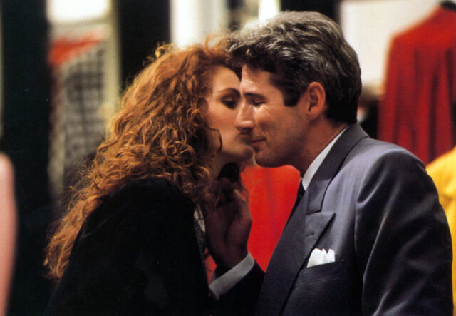 Julia Roberts leans in to kiss Richard Gere's cheek in 'Pretty Woman.'